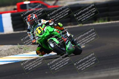 media/Jun-07-2025-TrackDaz (Sat) [[4413525952]]/A Group/1pm (Turn 1)/
